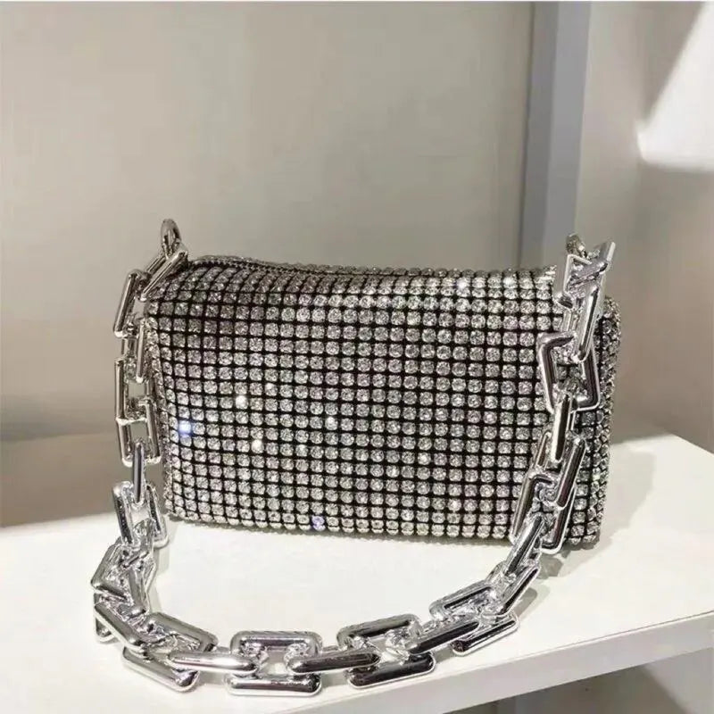 Zylo Lunéa | Elegância Metálica
